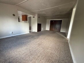 1405 Sheffield Rd in South Euclid, OH - Building Photo - Building Photo