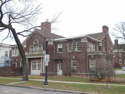 The District Warehouse in Evanston, IL - Building Photo