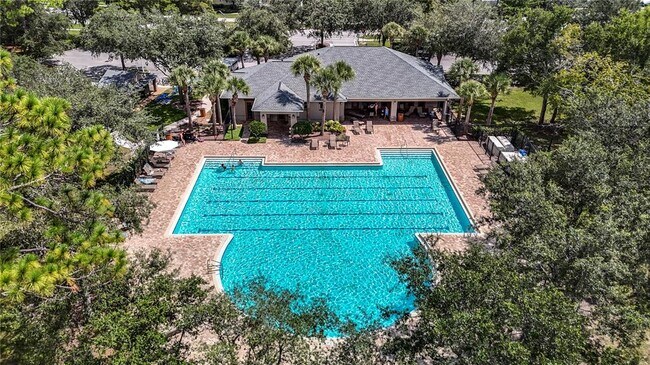 403 Argyll Dr in Spring Hill, FL - Building Photo - Building Photo