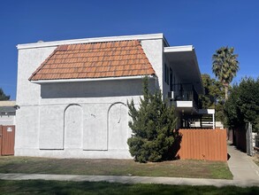 492 W 23rd St in San Bernardino, CA - Building Photo - Primary Photo