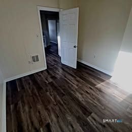 28 Wilson St in Waterbury, CT - Building Photo - Building Photo