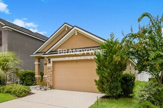884 Glendale Ln in Orange Park, FL - Building Photo - Building Photo