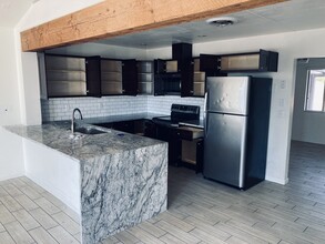 6701 E Wilshire Dr in Scottsdale, AZ - Building Photo - Building Photo