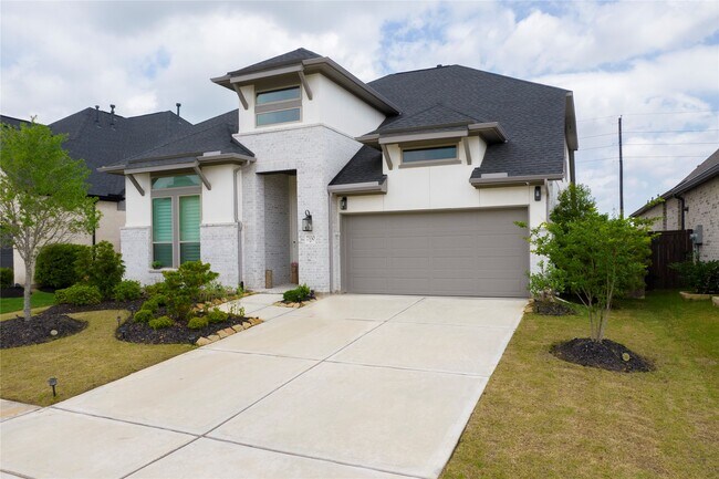 7330 Lagrange Pt in Katy, TX - Building Photo - Building Photo