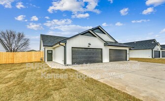 3618 W 45th St S in Wichita, KS - Building Photo