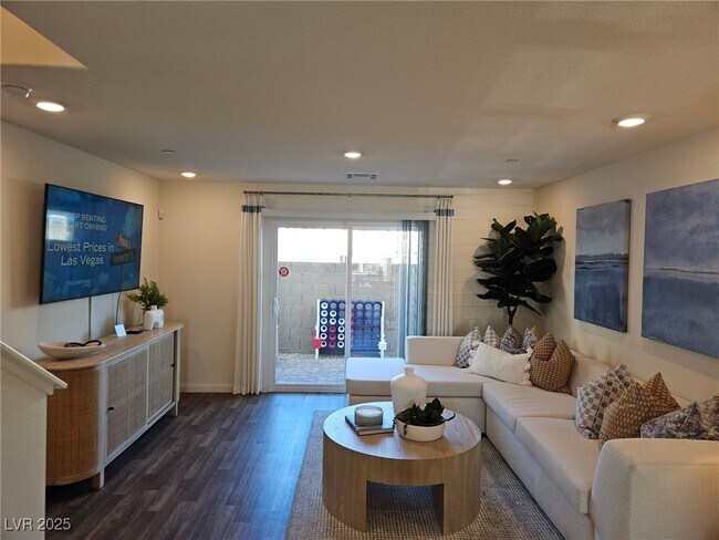 property at 9158 Orange Horizon Ave
