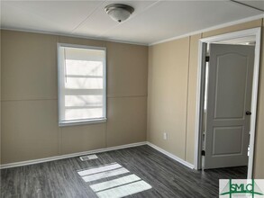 11 Mikell St in Pembroke, GA - Foto de edificio - Building Photo