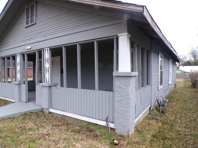 2115 32nd Ave N in Birmingham, AL - Building Photo - Building Photo