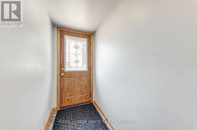 1279 Northmount St in Oshawa, ON - Building Photo - Building Photo