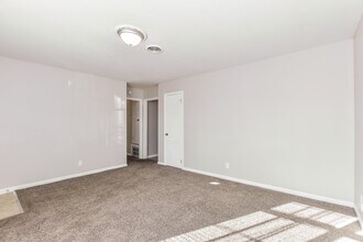 612 Glasgow Rd NW in Huntsville, AL - Building Photo - Building Photo