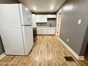 112 N 18th St in Louisville, KY - Building Photo - Building Photo