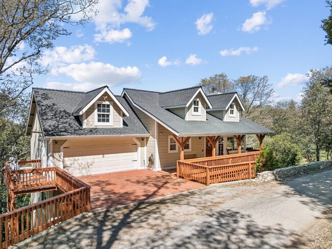 property at 1171 Yukon Dr