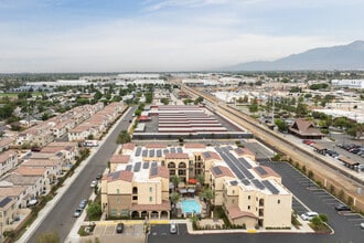 Metro View in Rialto, CA - Building Photo - Building Photo