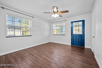 1818 10th St N in Jacksonville Beach, FL - Building Photo - Building Photo