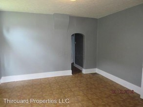 64 Poplar Ave in Newark, OH - Building Photo - Building Photo