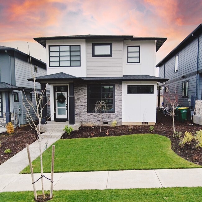 property at 1118 SW Dottie Ct