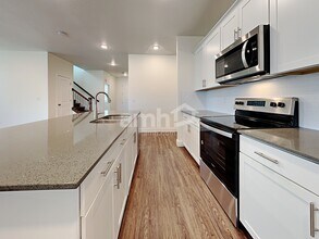 3331 S 2580 W in Syracuse, UT - Building Photo - Building Photo