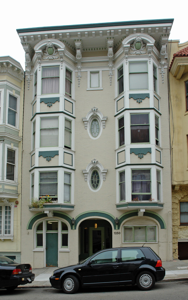 1250 Taylor St in San Francisco, CA - Building Photo - Building Photo