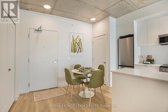 1655-1655 Carling Ave in Ottawa, ON - Building Photo - Building Photo