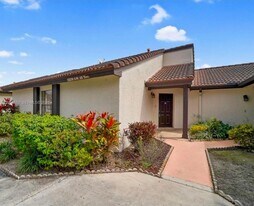 15270 SW 45th Terrace in Miami, FL - Building Photo
