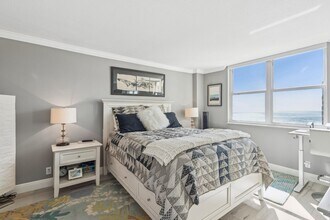 1900 S Ocean Blvd in Pompano Beach, FL - Building Photo - Building Photo