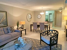 Turnbury at Palm Beach Gardens Apartments