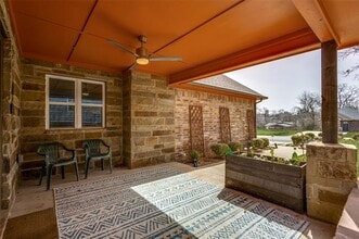 409 W Johnson St in Denison, TX - Building Photo - Building Photo