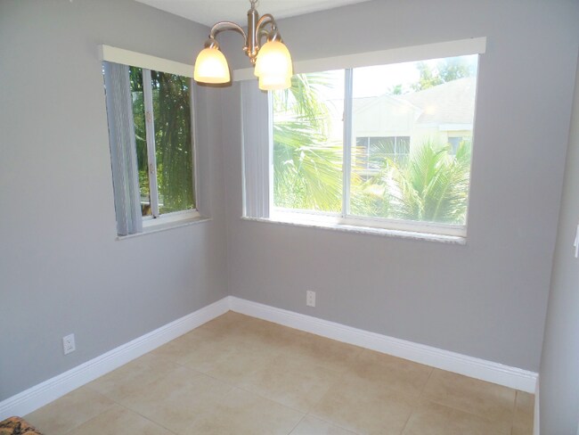 5740 Rock Island Rd, Unit 299 in Tamarac, FL - Building Photo - Building Photo