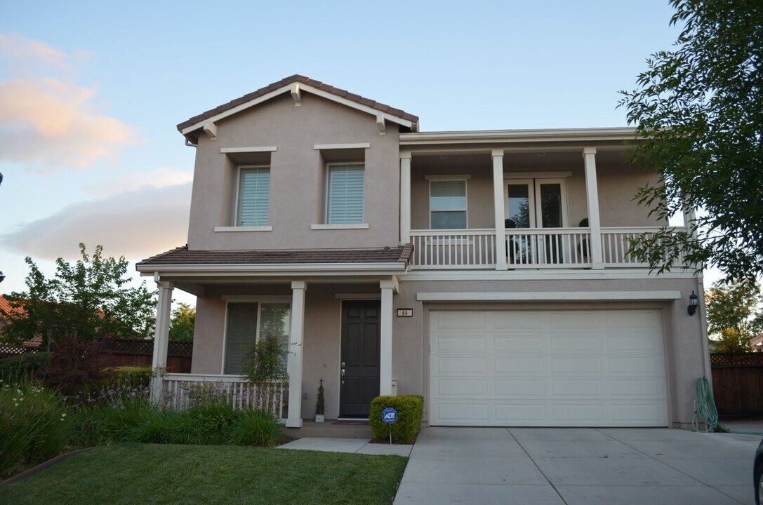 64 Narcissus Ct in Oakley, CA - Building Photo