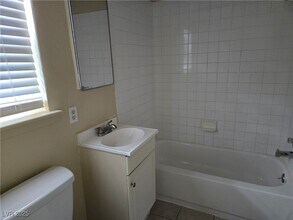 633 Nevada Way in Boulder City, NV - Building Photo - Building Photo