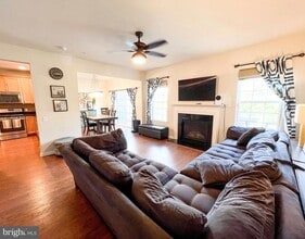 221 Sills Ln in Downingtown, PA - Building Photo - Building Photo