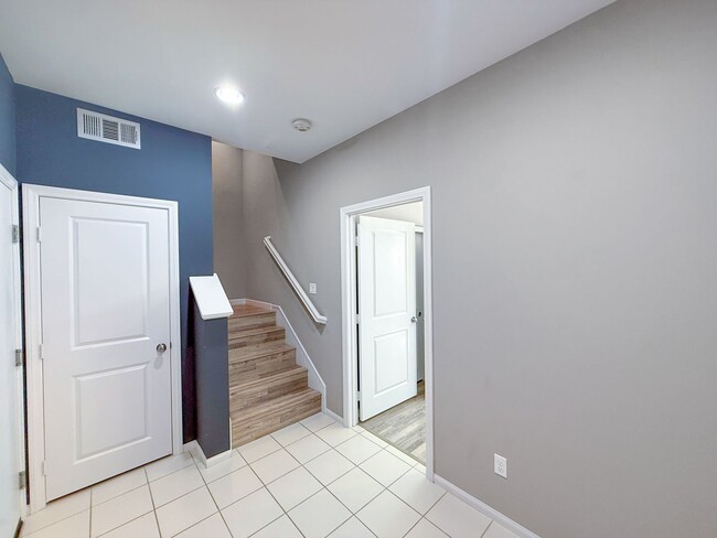 6921 Brass Buttons St in Carlsbad, CA - Building Photo - Building Photo