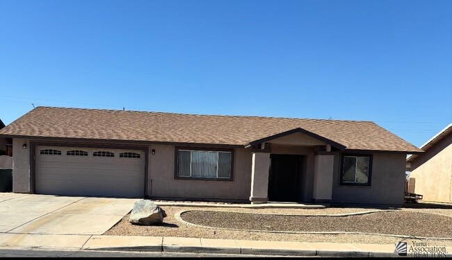 property at 3016 W 24th Pl
