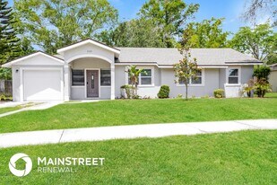 832 Bethune Dr in Orlando, FL - Building Photo