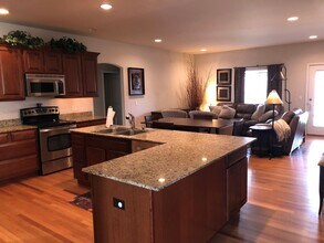 410 S Elliott Ave in Wenatchee, WA - Building Photo - Building Photo