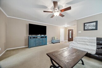 4018 Fairhope Oak St in Pasadena, TX - Building Photo - Building Photo