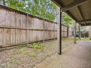 1008 S College Rd in Lafayette, LA - Building Photo - Building Photo