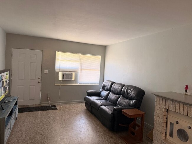 602 Josephine St in Titusville, FL - Building Photo - Building Photo