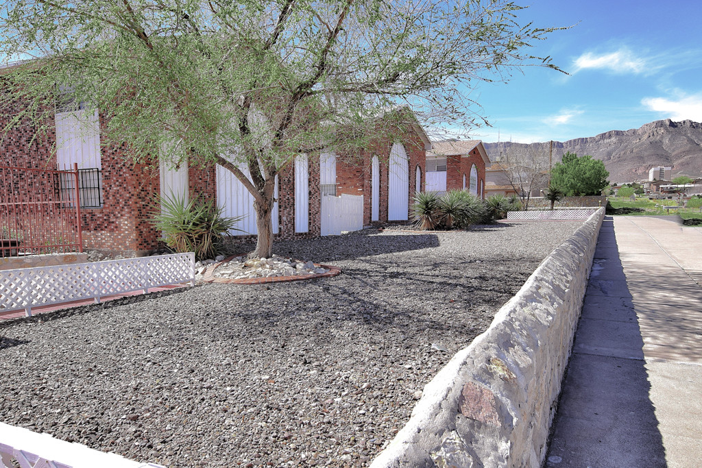 The Arches Apartments in El Paso, TX - Building Photo