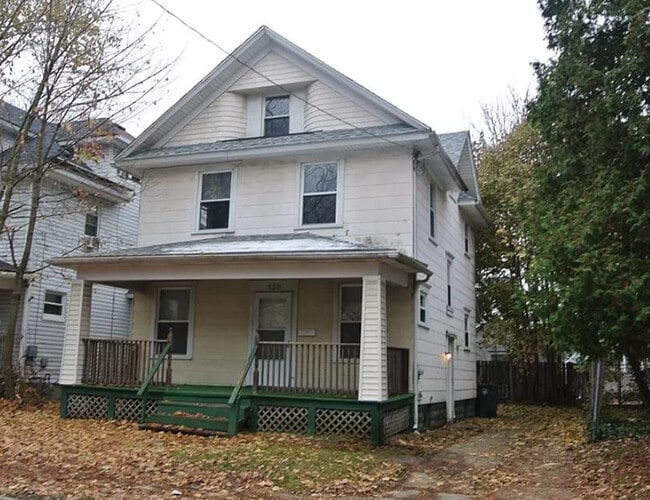 property at 136 Hollinger Ave