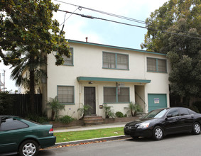 1620 E Appleton St in Long Beach, CA - Building Photo - Building Photo