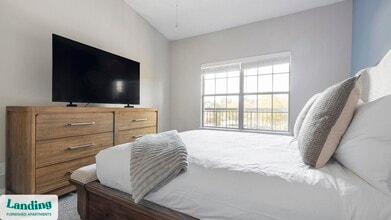 100 Crossing Blvd in Mcdonough, GA - Foto de edificio - Building Photo