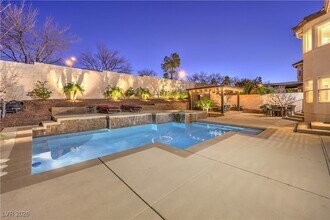 4453 Melrose Abbey Pl in Las Vegas, NV - Building Photo - Building Photo