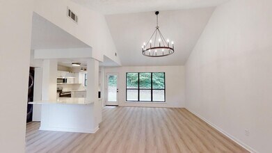 N Cedarbrook Bungalow in Auburn, AL - Building Photo - Building Photo