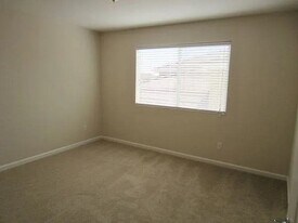 2423 Mammoth Way in Antioch, CA - Building Photo