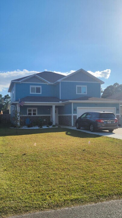 9149 Timber Ln in Navarre, FL - Building Photo
