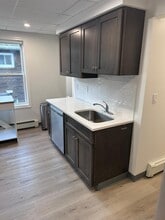303 Boston Ave, Unit 3 in Medford, MA - Building Photo - Building Photo