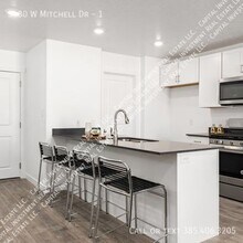 3480 W Mitchell Dr in Lehi, UT - Building Photo - Building Photo