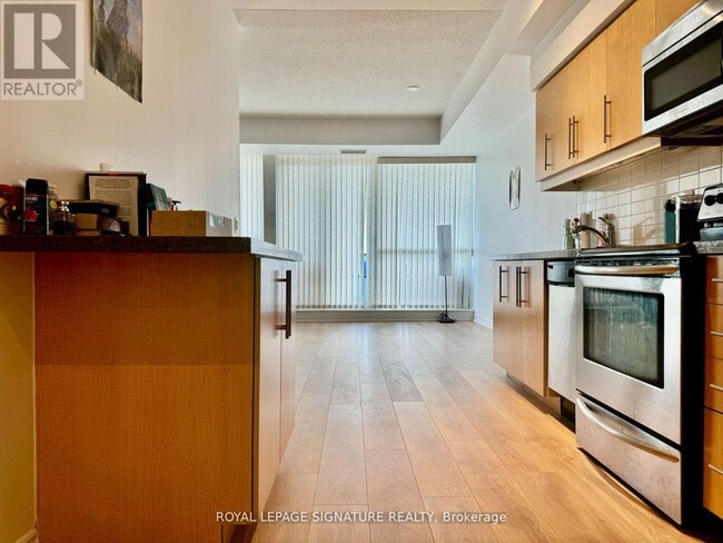 2885 Bayview Ave in Toronto, ON - Building Photo - Building Photo