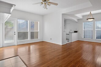 15 S Avonlea Cir in Spring, TX - Building Photo - Building Photo